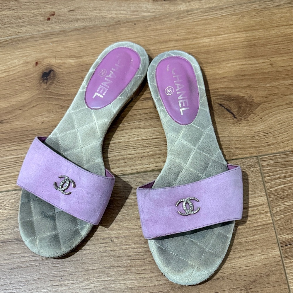 CHANEL Women's Lavender Slide Sandals